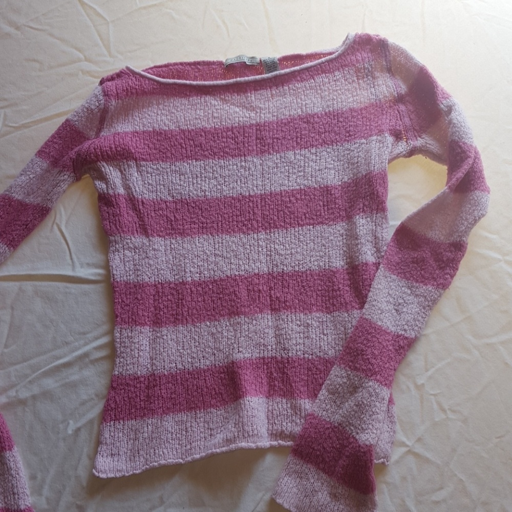 Women's long sleeve sweater